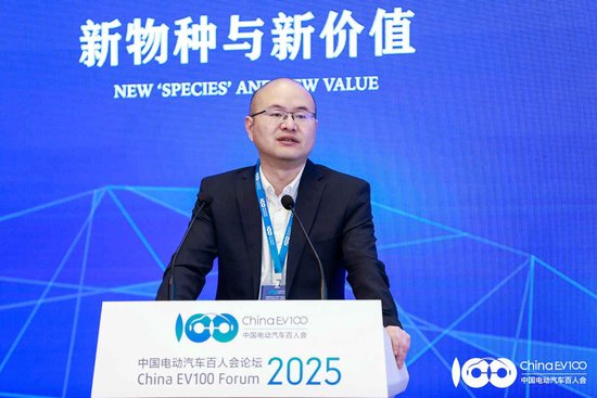 国研中心王青：国内市场占有率超过50%以后，新能源汽车增速会逐步回落，燃油汽车市场继续收缩