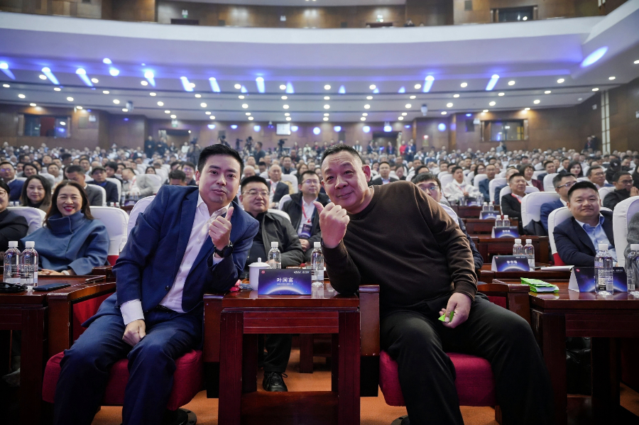 叶国富谈永辉调改：不调改必死无疑