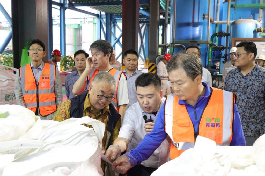 300亿深圳材料龙头，联手韩资猛抢订单