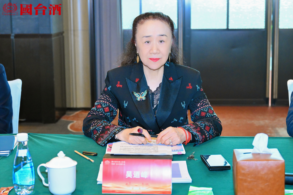 以“规范”破题，国台施以定制酒健康和谐发展新解法